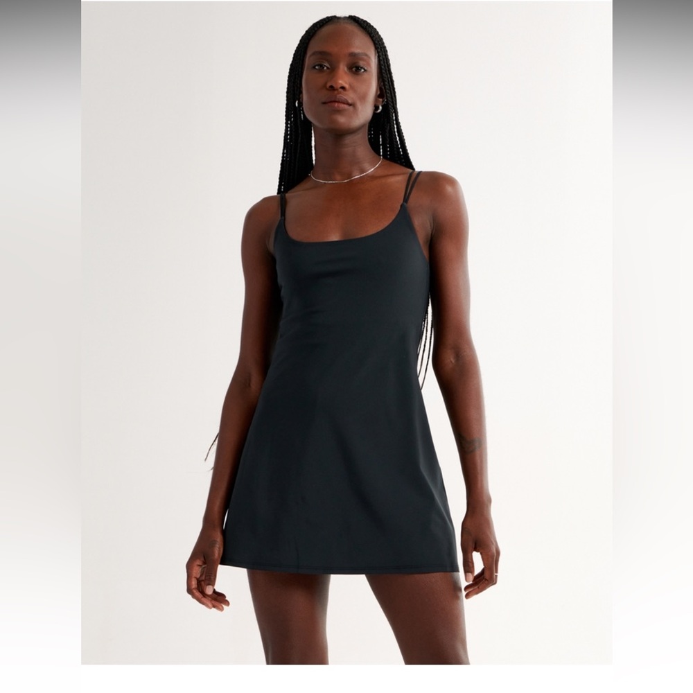 Abercrombie & Fitch Traveler Mini Dress in Onyx